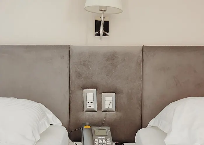 Ruby Palace Hotel Vlorë