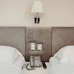 Ruby Palace Отель Влёра